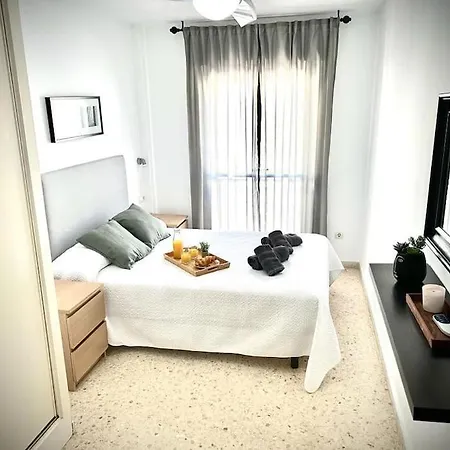 El Rincon De Apolo. Atico Con Aparcamiento Gratis. Appartement Málaga Buitenkant foto